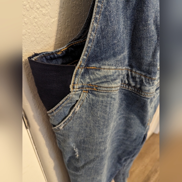 Maternity overalls - Picture 3 of 5